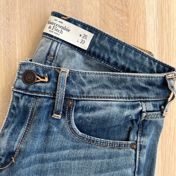 Abercrombie & Fitch The Skinny Boot Jeans - Picture 2 of 3